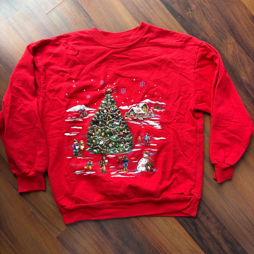 Basic Editions Red Christmas Tree Snowman Family Winter Scene Sweatshirt‎ Medium